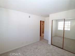 20254 Stagg Street, Winnetka (los Angeles) CA 91306