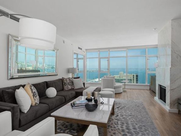1205 Pacific HWY 1801, San Diego CA 92101