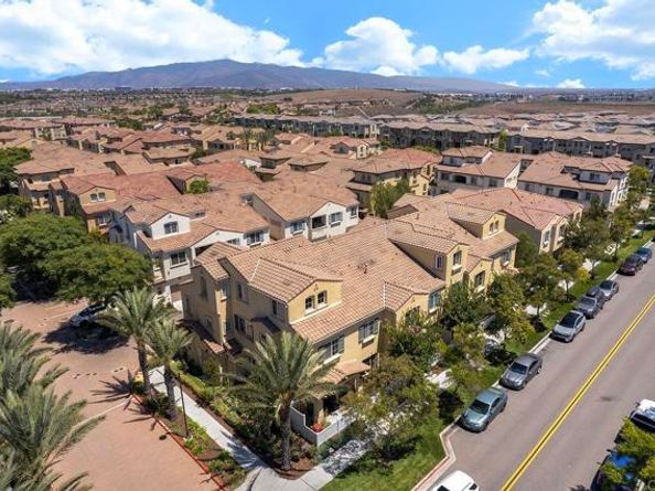 1665 Santa Alexia Avenue 1, Chula Vista CA 91913