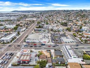 3018 Nimitz Boulevard, San Diego CA 92106