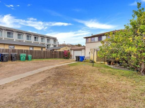 3018 Nimitz Boulevard, San Diego CA 92106