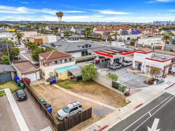 3018 Nimitz Boulevard