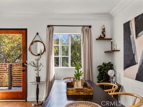 2207 Apex Avenue, Los Angeles CA 90039