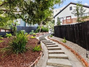 2207 Apex Avenue, Los Angeles CA 90039