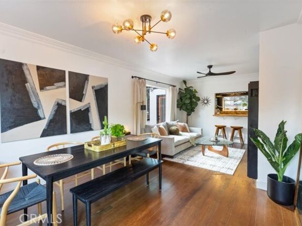 2207 Apex Avenue, Los Angeles CA 90039