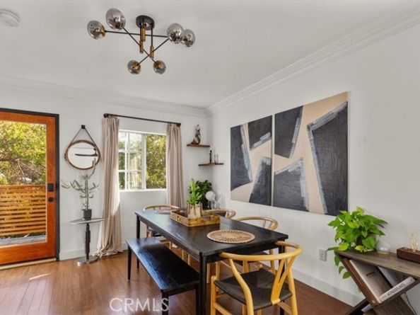 2207 Apex Avenue, Los Angeles CA 90039