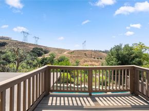 951 S Creekview Lane, Anaheim CA 92808