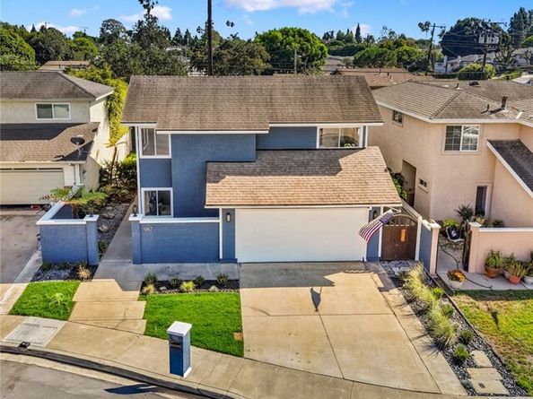 987 Modjeska, Costa Mesa CA 92627