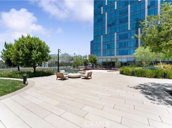 889 Francisco Street 2906, Los Angeles CA 90017