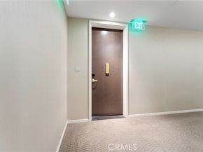 889 Francisco Street 2906, Los Angeles CA 90017