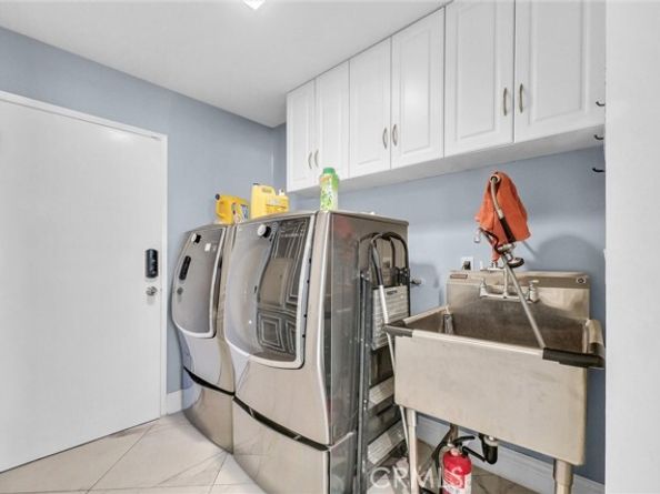 1417 W James Way, Anaheim CA 92801