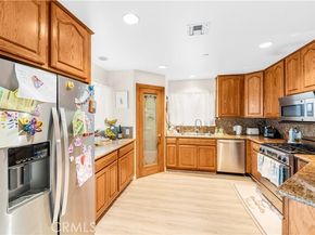 939 Via Camino 7, Wilmington (los Angeles) CA 90744