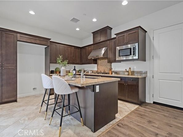 32 Torosa, Lake Forest (el Toro) CA 92630