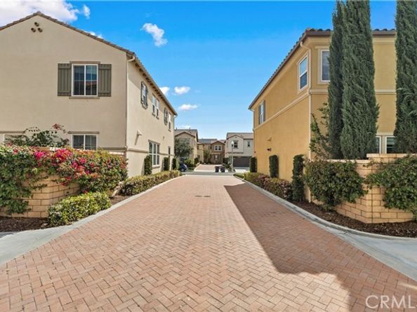 32 Torosa, Lake Forest (el Toro) CA 92630