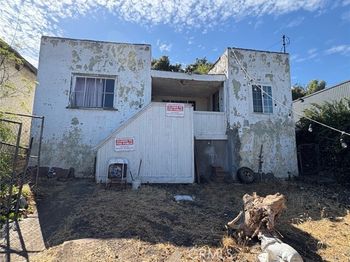 2128 N Marianna Avenue