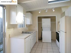 1611 Julia St, Berkeley CA 94703
