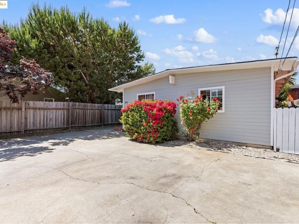 1611 Julia St, Berkeley CA 94703