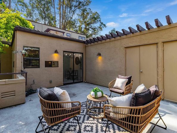 3279 Mt Diablo Ct 4, Lafayette CA 94549