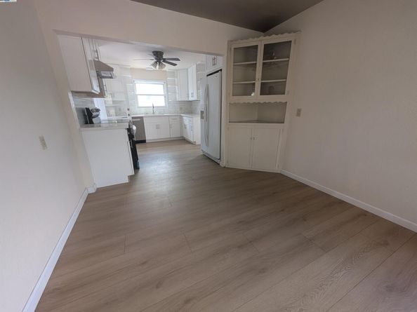 20054 Santa Maria Ave, Castro Valley CA 94546
