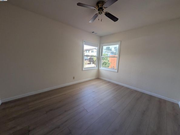 20054 Santa Maria Ave, Castro Valley CA 94546
