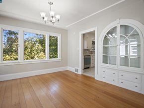 3747 Park Boulevard Way, Oakland CA 94610