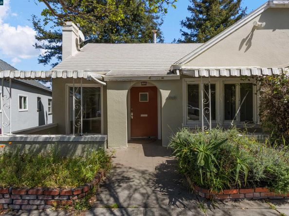 3747 Park Boulevard Way, Oakland CA 94610