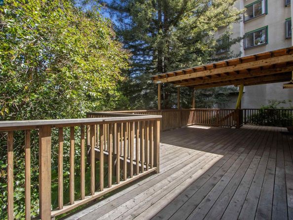 3747 Park Boulevard Way, Oakland CA 94610