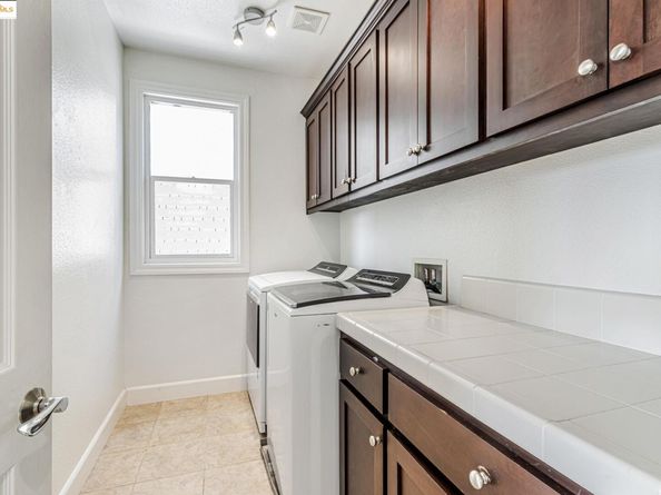 104 Seacliff Court, Richmond CA 94801