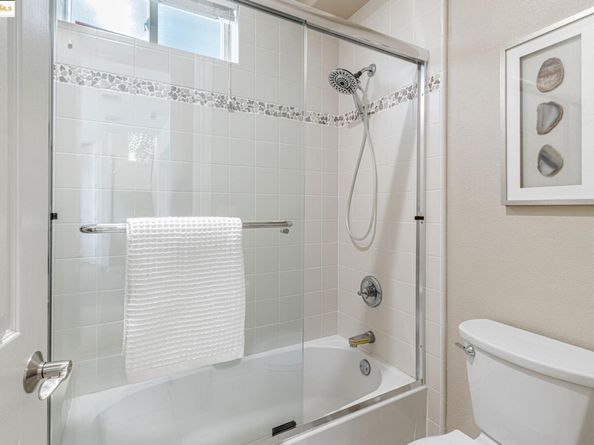 104 Seacliff Court, Richmond CA 94801