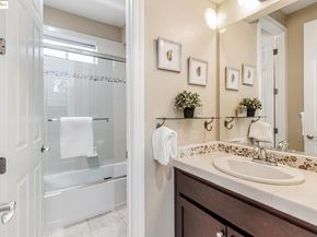 104 Seacliff Court, Richmond CA 94801