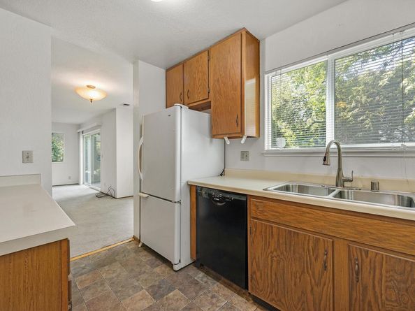 127 Temescal Cir, Emeryville CA 94608