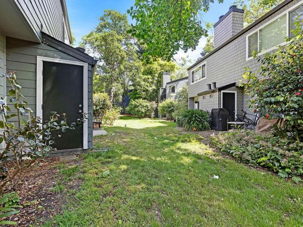 127 Temescal Cir, Emeryville CA 94608