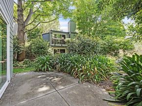 127 Temescal Cir, Emeryville CA 94608