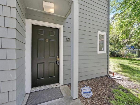 127 Temescal Cir, Emeryville CA 94608