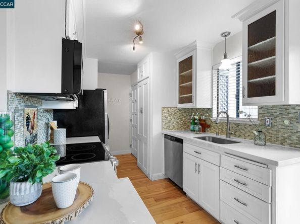 1945 Trinity Avenue 8, Walnut Creek CA 94596