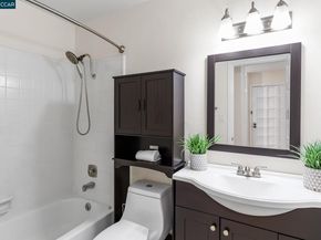 1945 Trinity Avenue 8, Walnut Creek CA 94596
