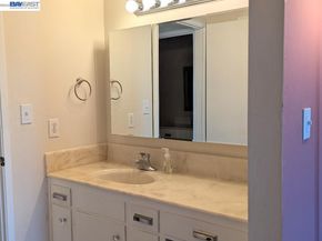 19100 Crest Ave 24, Castro Valley CA 94546