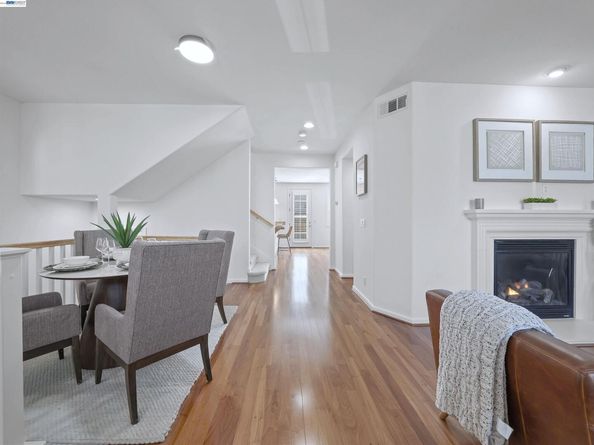 215 Olive Hill Dr, San Jose CA 95125