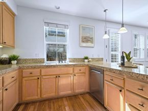 215 Olive Hill Dr, San Jose CA 95125