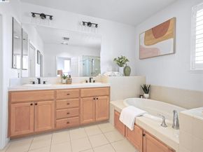 215 Olive Hill Dr, San Jose CA 95125