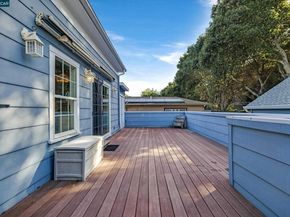 610 Quinan St, Pinole CA 94564