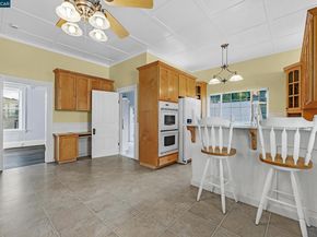 610 Quinan St, Pinole CA 94564