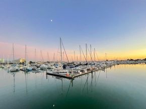 7 Commodore DR 355, Emeryville CA 94608