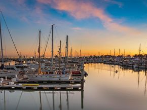 7 Commodore DR 355, Emeryville CA 94608