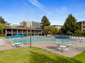 7 Commodore DR 355, Emeryville CA 94608