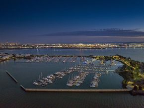 7 Commodore DR 355, Emeryville CA 94608