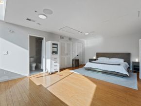 850 W Grand Ave 17, Oakland CA 94607