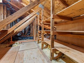 850 W Grand Ave 17, Oakland CA 94607