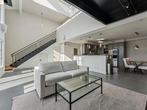 850 W Grand Ave 17, Oakland CA 94607