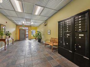 850 W Grand Ave 17, Oakland CA 94607